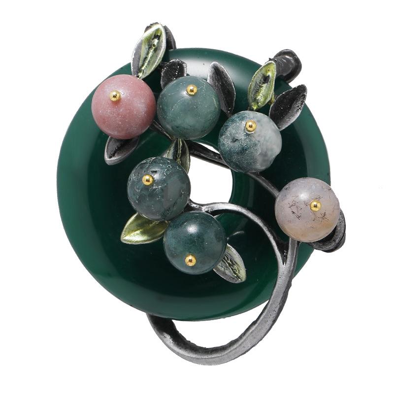 Retro natural agate safety buckle brooch women's high-end temperament elegant versatile pin coat coat corsage accessories