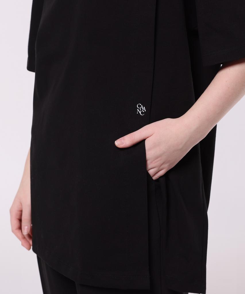 Kankeu Side Slit T-Shirt - Black