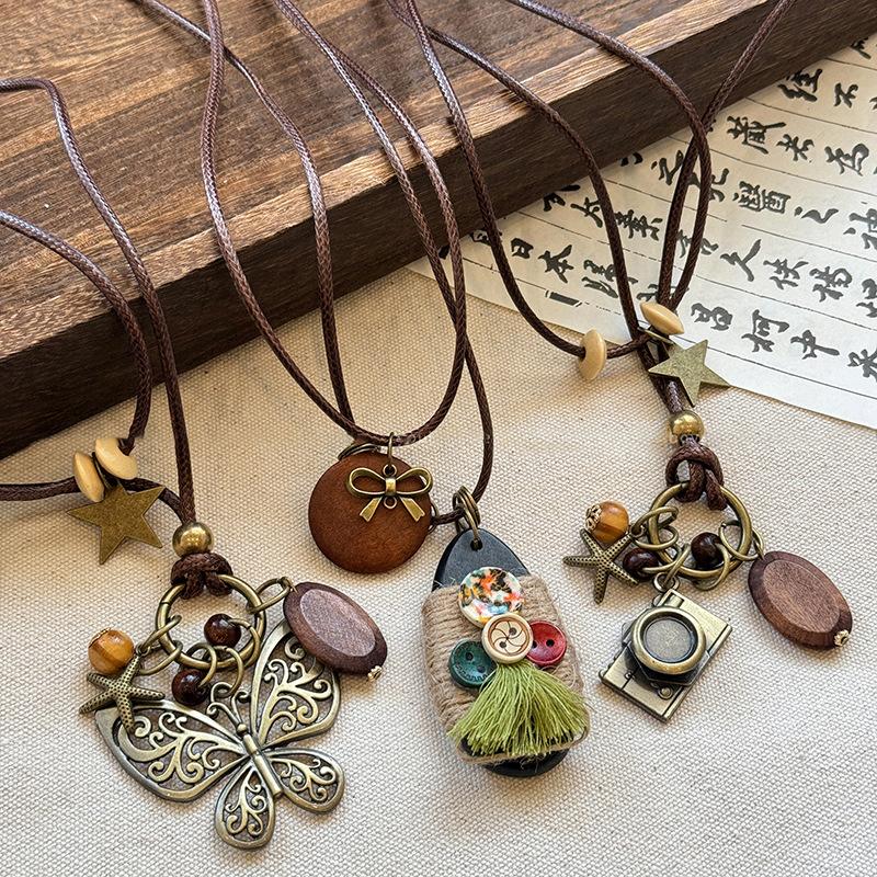 Bohemian Butterfly Camera Pendant Necklace Retro Ethnic Sweater Chain Personality Premium Sense Items