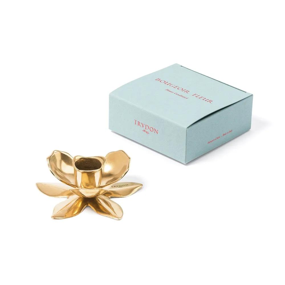 Madeleine candlestick flower