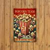 1 st Popcorn Team metallogo - charmig retro väggkonst med tecknade popcornfigurer perfekt för hemmet perfekt för rumsdekoration
