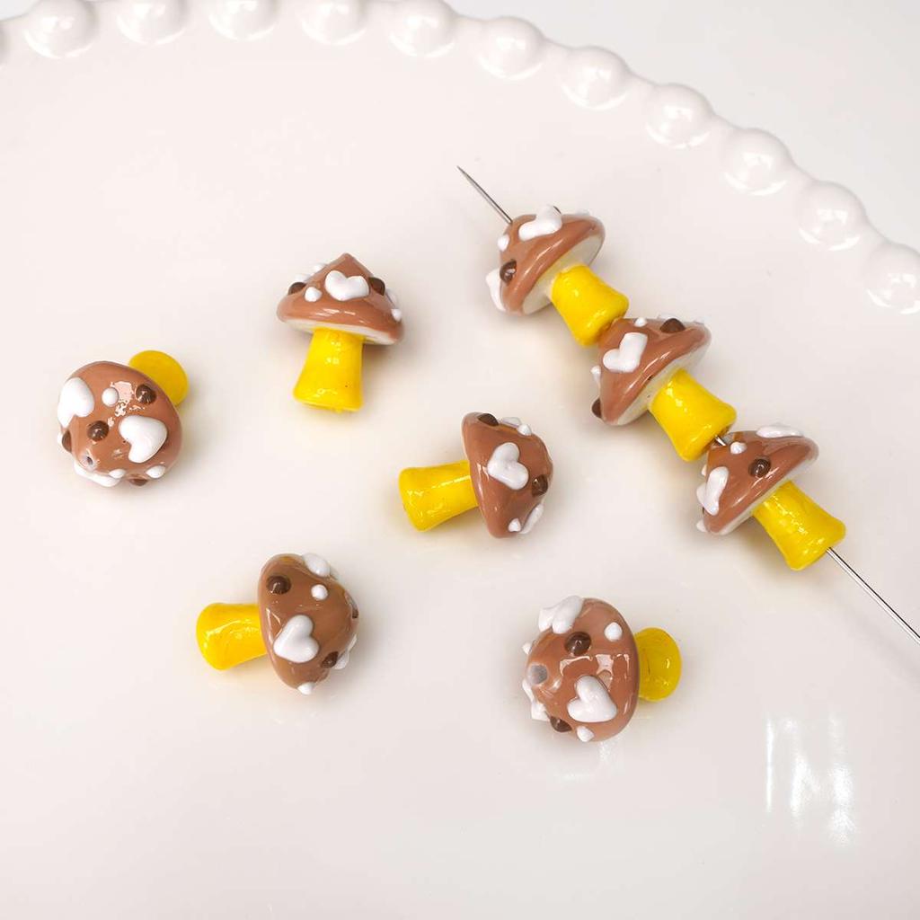 1 pezzo [17x16mm] Perline a forma di fungo in Vetro Colorato Dipinte a Mano Perline Fungo Tridimensionali Accessori Fai da Te per Gioielli Fatti a Mano