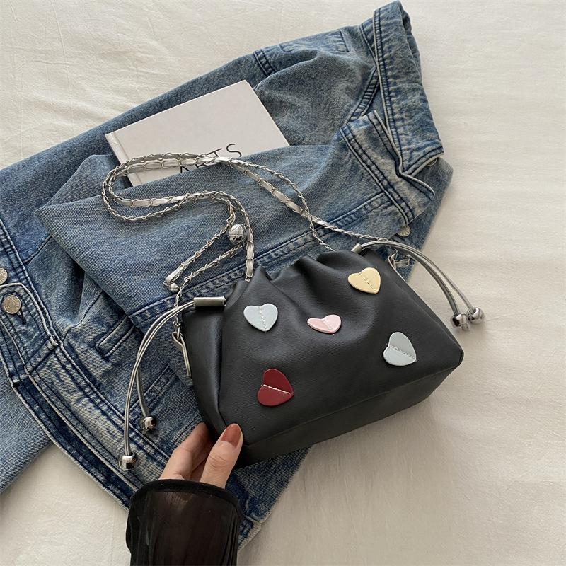

Fashion shoulder handbag messenger bag women s new bag popular and beautiful summer bucket bag чёрный