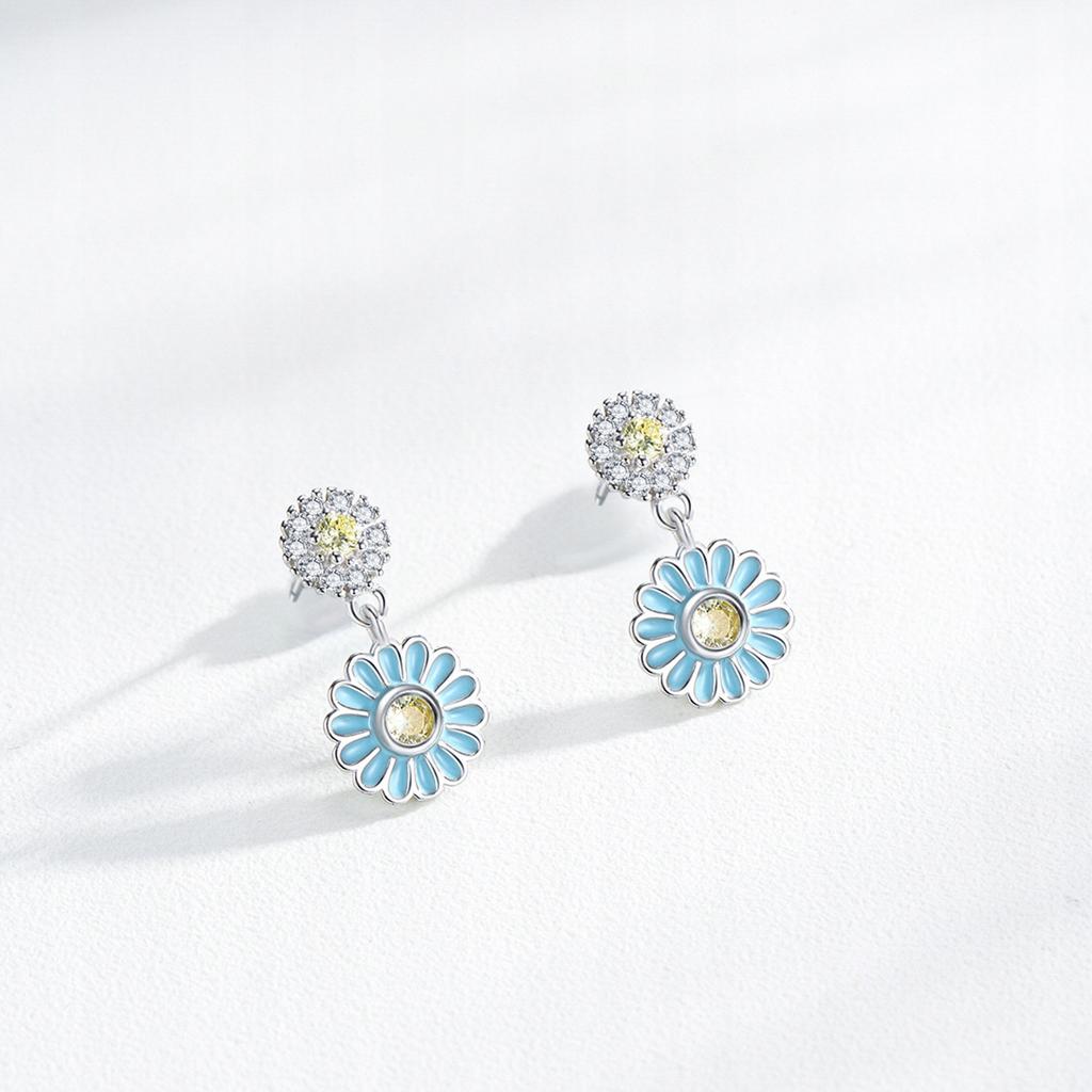 Fraise S925 Stud Earrings Daisies With Cubic Zirconia