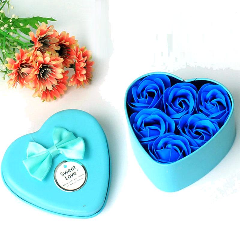 Valentine's Day Heart-Shaped Rose Soap Flower Gift Box for Girlfriend - Creative Souvenir