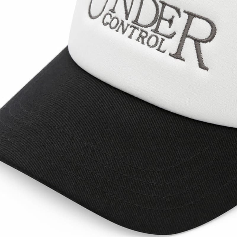 UNDERCONTROL SIGNATURE / MESH TRUCKER B B / black