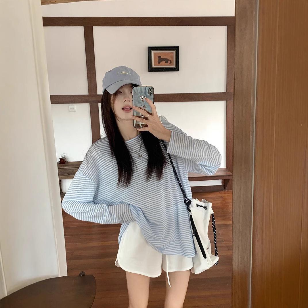 

Women s Blue Striped Long Sleeve Cardigan - Lightweight, Loose-Fit Sunscreen Top for Early Autumn Small