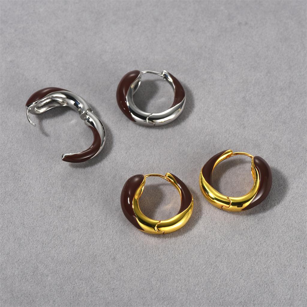 Maillard Ouroboros Enamel Earrings Women'S Light Luxury Niche Design Sense Advanced Sense Circle Earrings New
