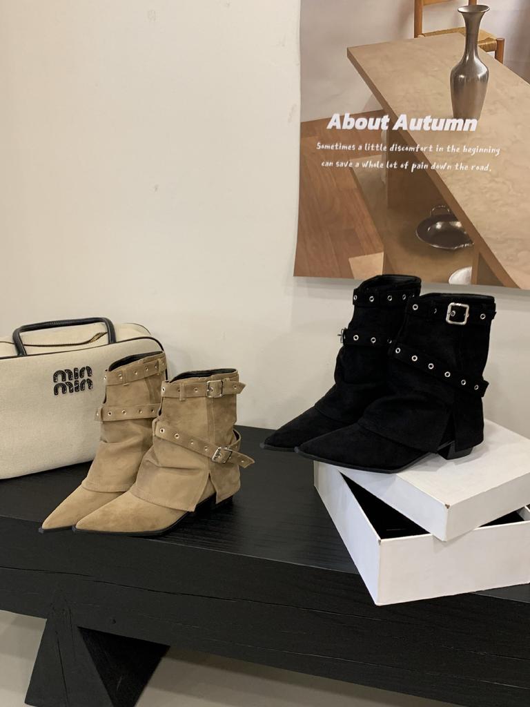 Retro Thick Heel Medium Boots Women's 2025 New Autumn Versatile Pointed Western Cowboy Boots Belt Buckle Trouser Boots