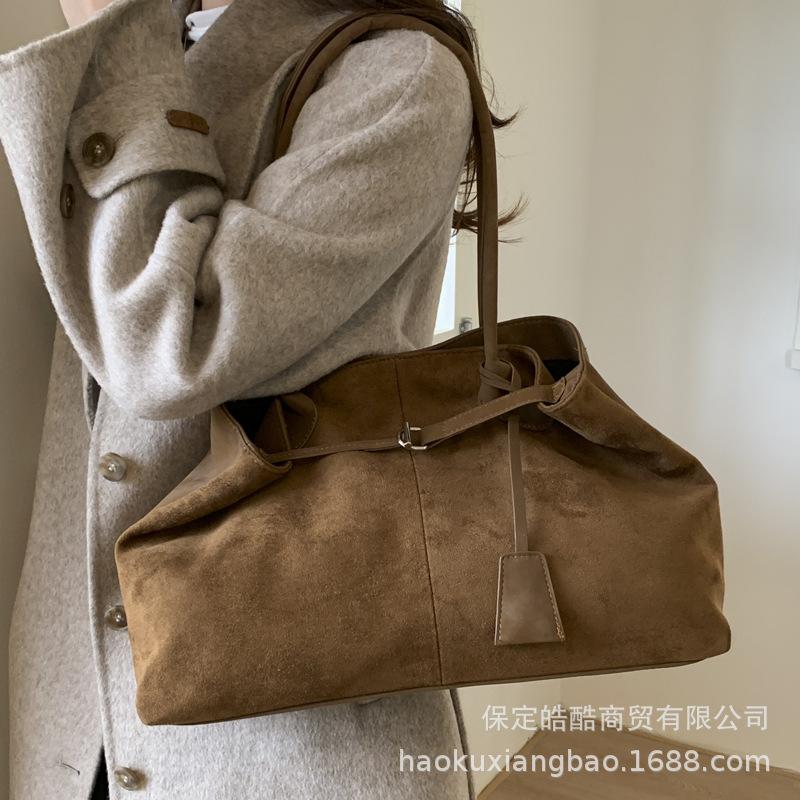 Simple retro suede bag women's 2025 new large-capacity commuting single shoulder underarm fashion portable tote bag