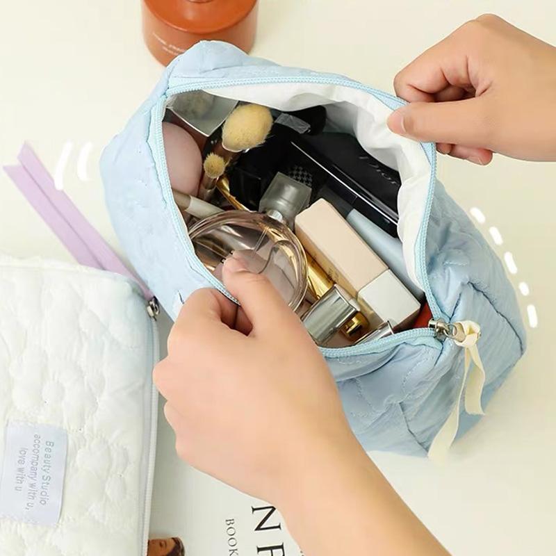 Cute Flower Cosmetic Bags Women's Capacity Waterproof Makeup Bag Toiletries Cosmetic Organizer Case Travel Make Up Wash Pouch