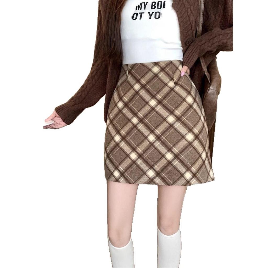 American Retro Plaid Slimming Skirt - Hip-Hugging Casual Design for Autumn/Winter