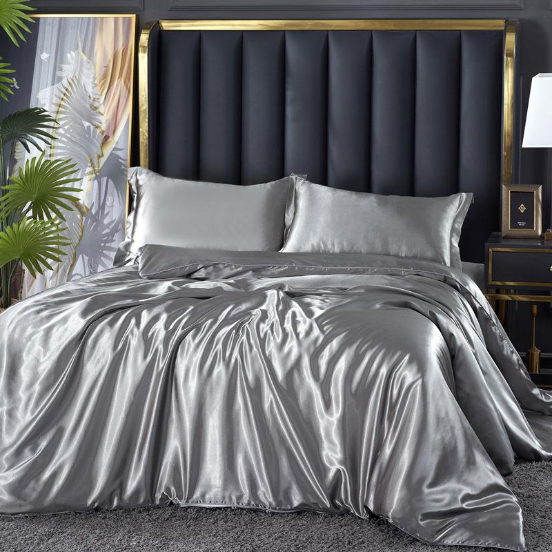 Summer Nude Four-Piece Solid Color Mulberry Silk Bedding Set with Ice Silk Bed Sheet