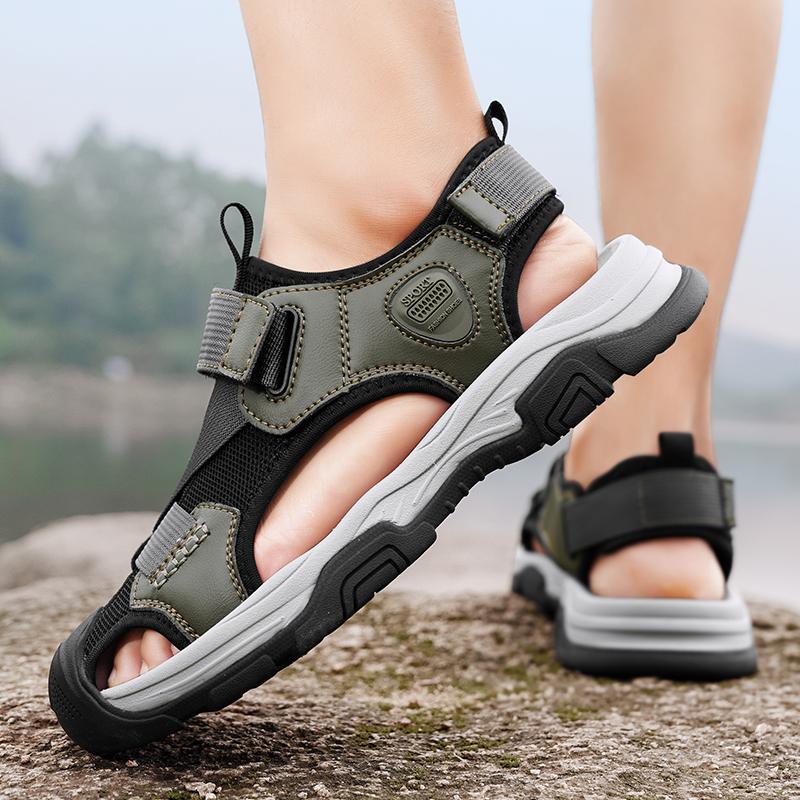 Fashion Sandals Men fashion Breathable Summer Shoes Man breathable Outdoor Men Sandals Antiskid Beach Sandals Collision Avoidance