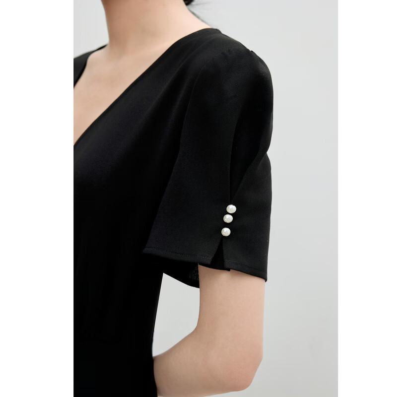 Elegant V-neck Pleated Midi Dress