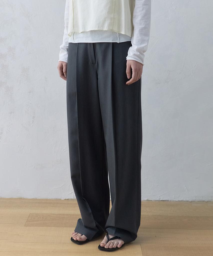 Letual One-Pleat Wide Slacks_Charcoal