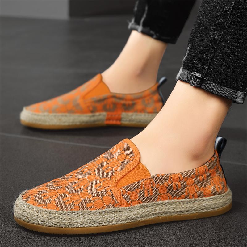 

Мода 2024 года. Новые модные универсальные износостойкие повседневные туфли для вождения без застежек. 44 оранжевый