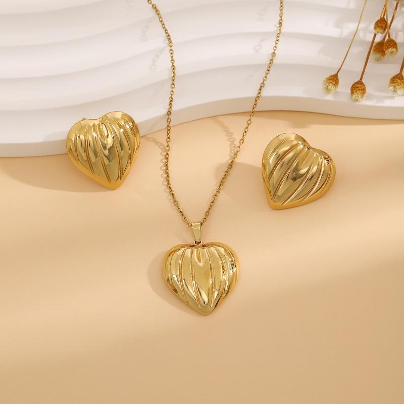 European and American Exquisite Irregular Luxury Creative Polygonal Geometric Leaf Texture Flower Love Earrings Necklace Set