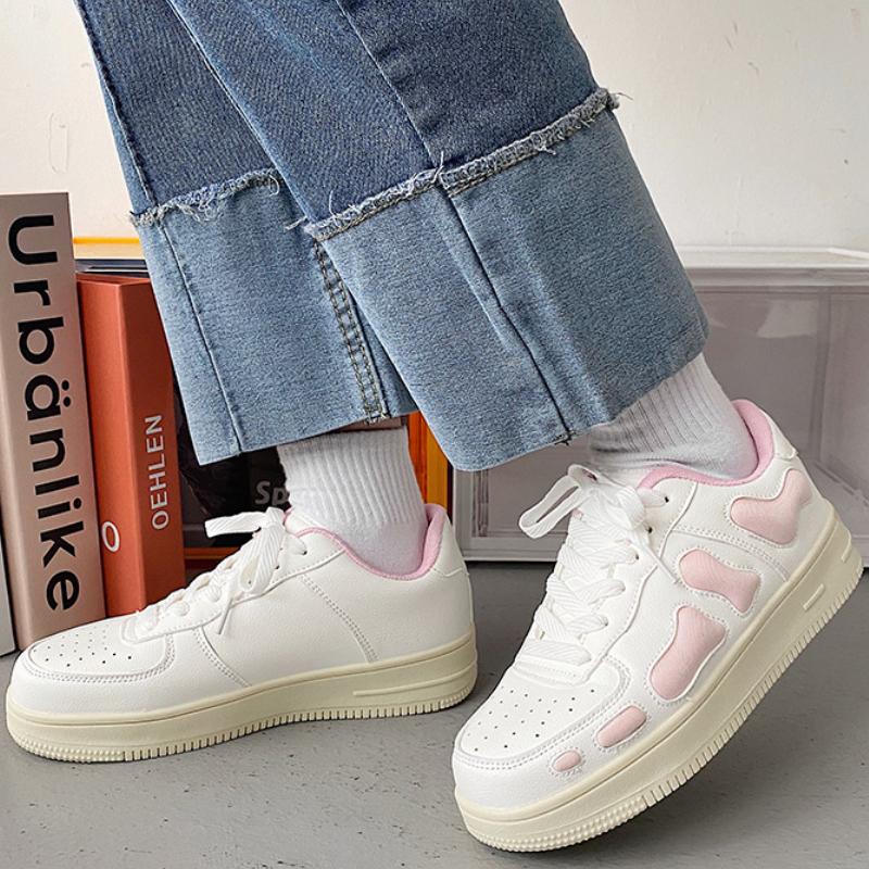 Simple and Versatile Pink Small White Shoes 2024 New Fashion Wear Resistance Anti Slip Spring and Autumn Women's Cricket Shoes