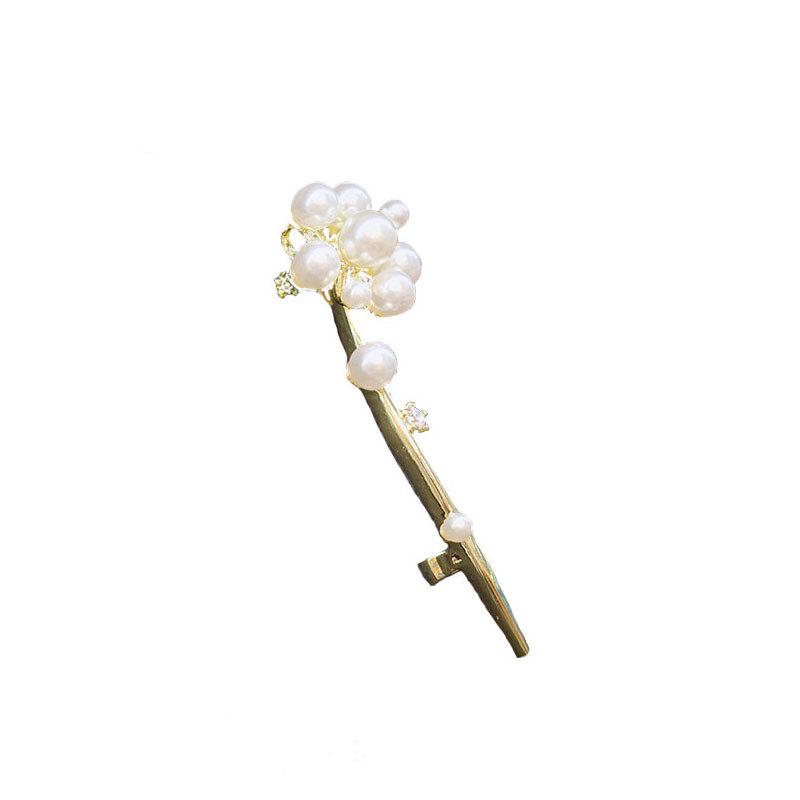 Elegant Flower and Bow Brooch for Women: Rhinestones, Zircons, Pearls, Retro Palace Style