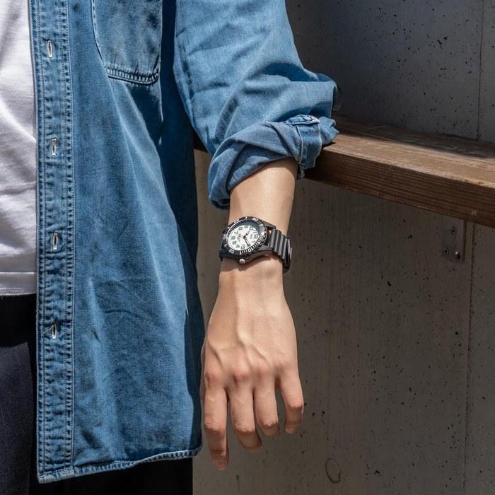 [Citizen Q&Q] Watch Analog 10-Year Battery Life 100m Water Resistance Date Urethane Band A22A-002VK Men's White Black/White
