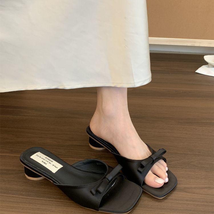 French gentle fairy one-word slippers female 2025 summer wear new bow thick heel sandals high heel sandals