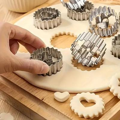 9pcs 304 Stainless Steel Christmas Cookie Cutters Snowman Gingerbread Man Biscuit Baking Tools Xmas Tree Pastry Mold