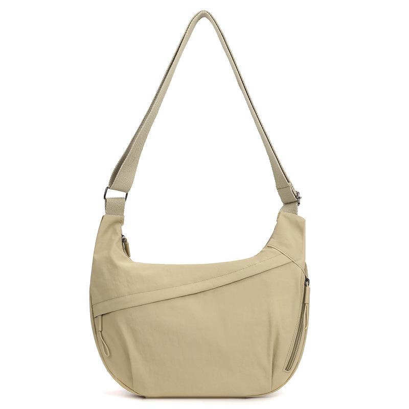 Women's Versatile Nylon Crossbody Bag – Large Capacity, Stylish Single Shoulder Commuting Bag.