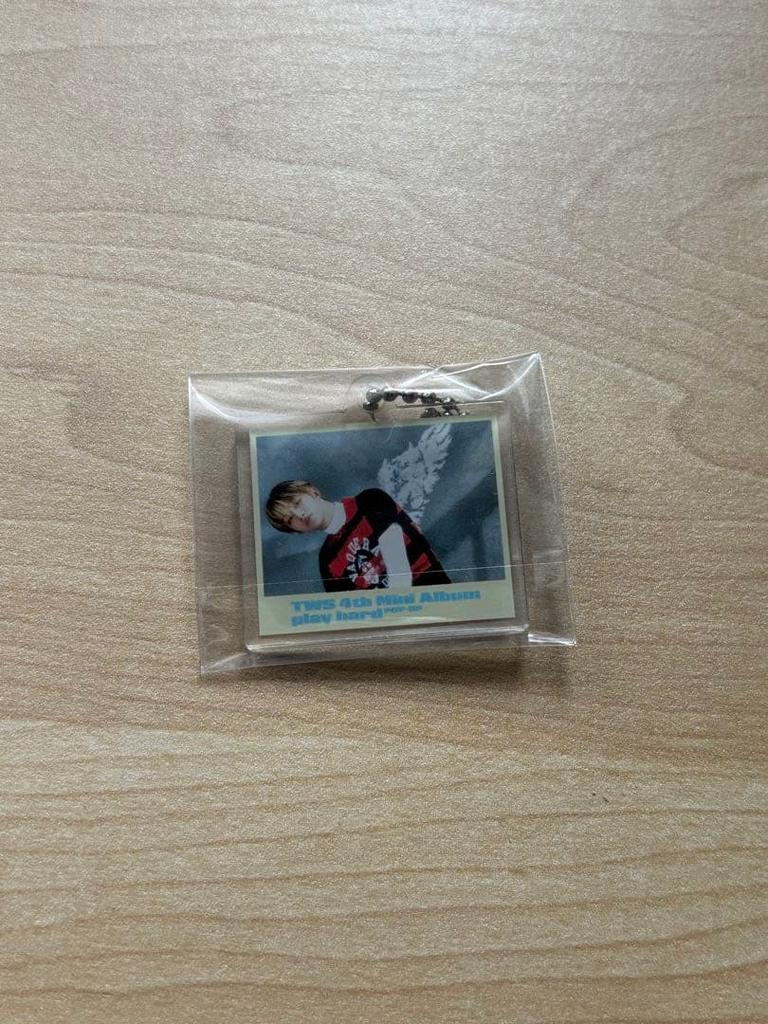 [USED] TWS Korea Pop-Up PLAY HARD Keychain Bonus: Jihoon