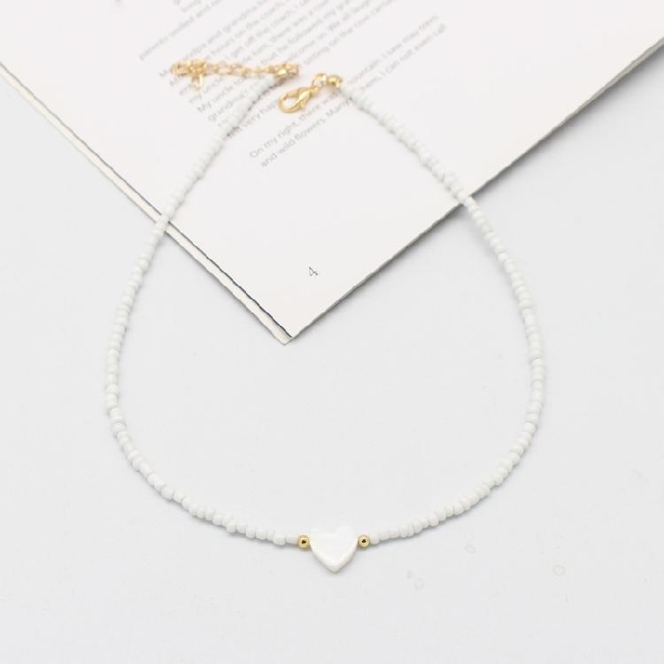 Delicate Bead Chokers Necklace Summer Bohemian Beaded Necklace Y2K Heart Shell-Charm Bead Chokers Necklace Summer