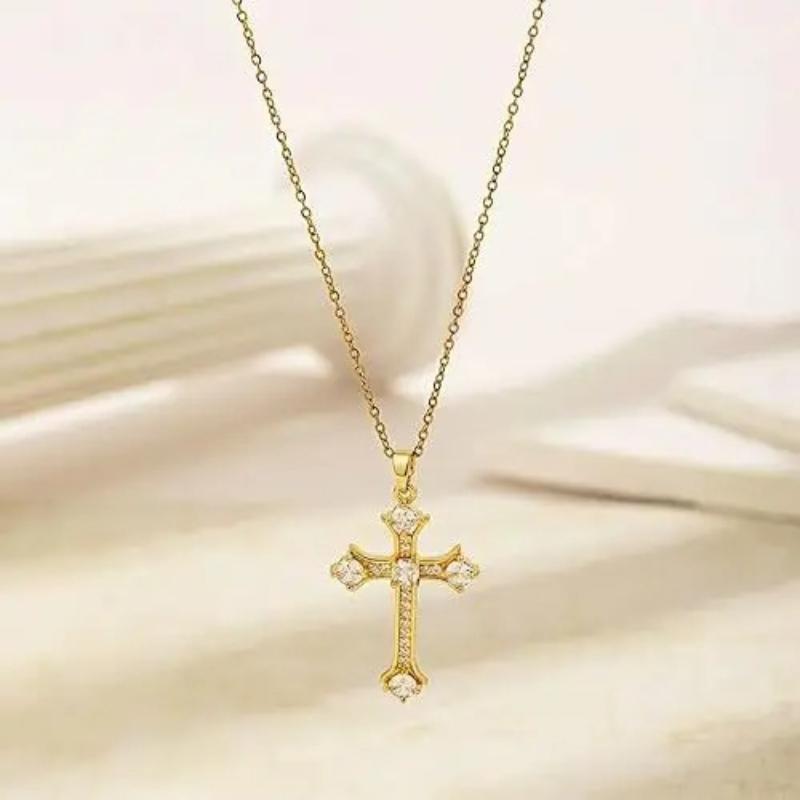 Micro-inlaid Zircon Cross Necklace Pendant Titanium Steel High-Grade All-match Jewelry Clavicle Chain Fashion Accessory