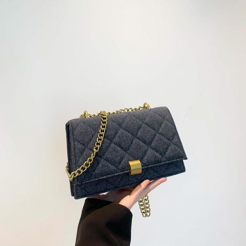 Fashionable Denim Women's Crossbody Bag Vintage Blue Quilted Chain Shoulder Bag