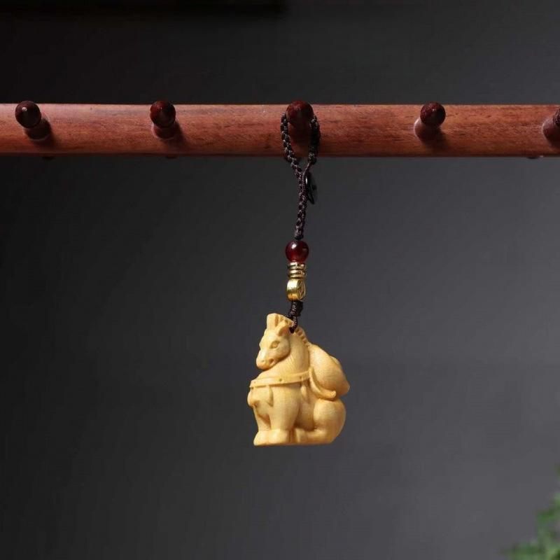Creative Wooden Zodiac Horse Keychain Mascot Pony Bag Pendant Decoration Wooden Artifacts Jewelry Accessories New Year Gift