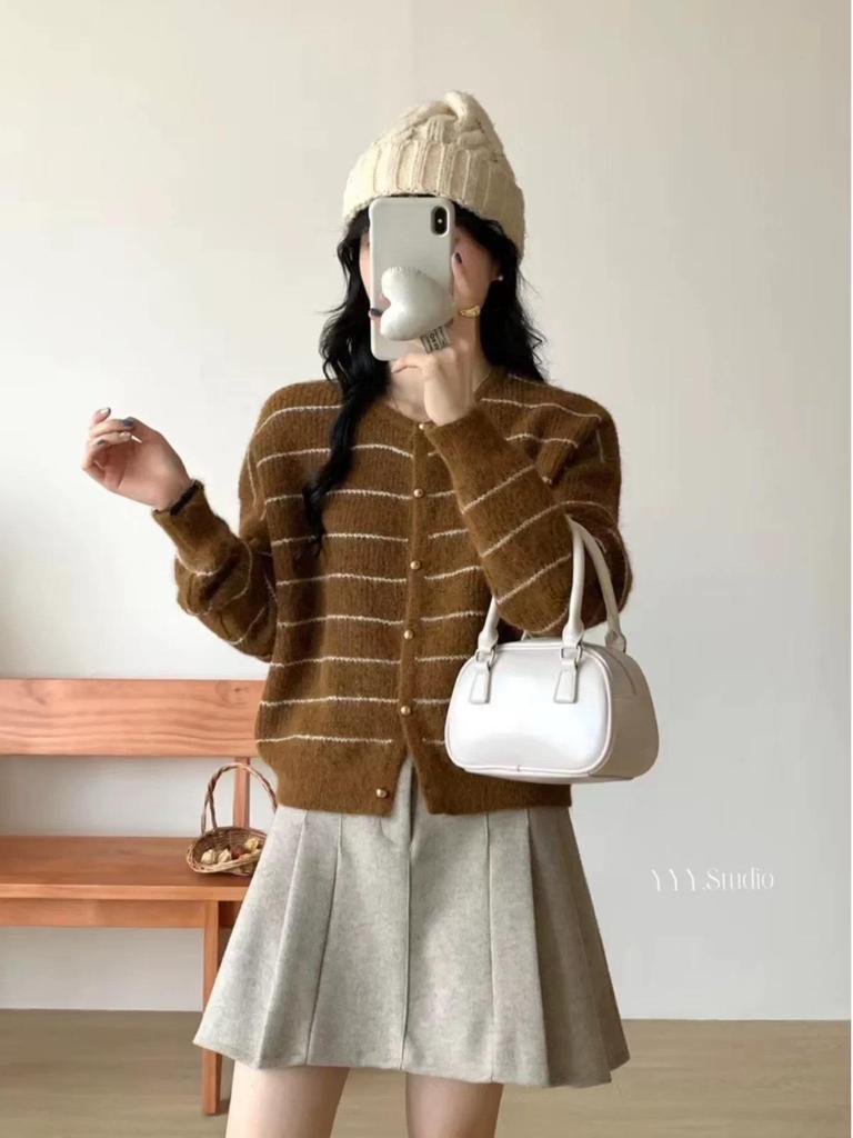 Damen Strickjacke mit Streifen und Farbblock, Rundhalsausschnitt - Herbst/Winter 2025 Koreanischer Stil Vielseitiger Strickpullover