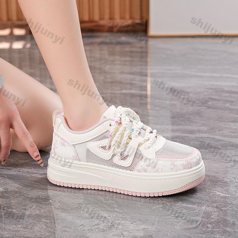 Damenschuhe 2026 Frühling Herbst Neu Atmungsaktives Mesh Rutschfeste Plateau-Sneaker Bequeme Absatzhöhenerhöhung Schnürung Freizeit-Schuhe