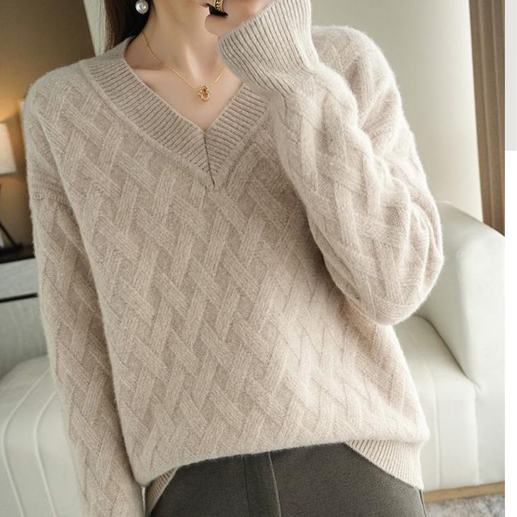 V-neck Sweater Women's Autumn and Winter Sweater Long-sleeved Pullover Loose Solid Color Jacquard Knitted Sweater Top
