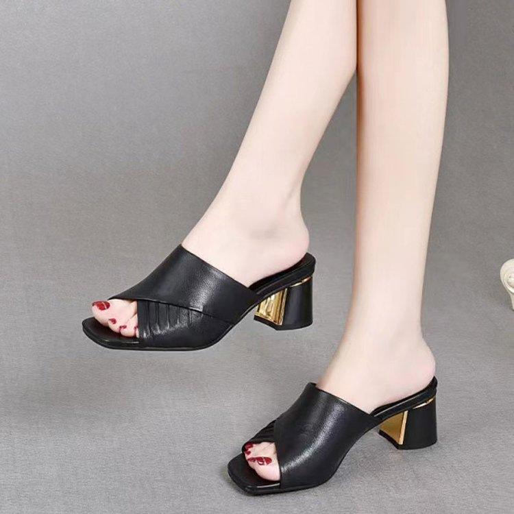 Soft leather cool slippers women's 2025 summer new women's versatile outer wear medium heel thick heel sandals fish mouth women's high heels