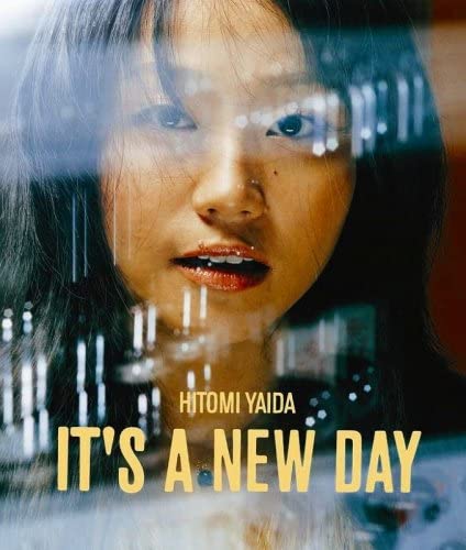 

CD HITOMI YAIDA - IT S A NEW DAY ZZCD80022B AOZORA Japan ObiJapanese Pop/Rock Used