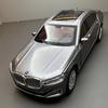 1/24 BMW 760Li Computer-Desktop-Ornamente Legierung Metall Druckguss Automodell Kinderspielzeug Boutique-Dekoration Geeignet für Jugendliche Geschenk
