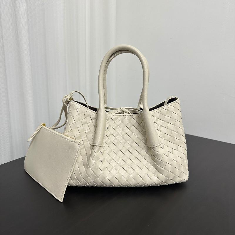 

Spring and summer new woven portable shoulder portable tote bag large bag travel bag women s bag small size 24*16*12cm брудно-білий