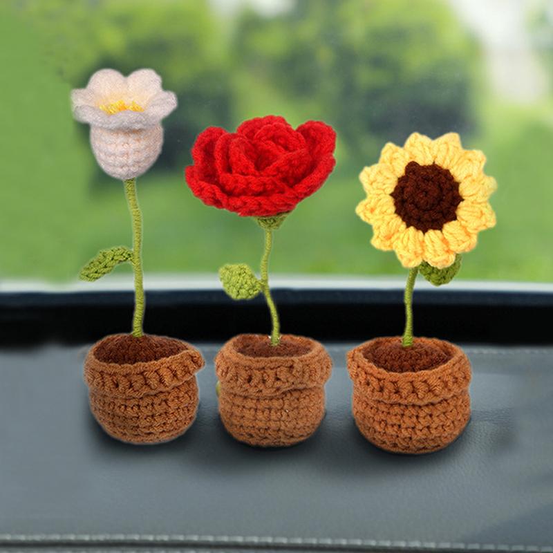 

Маленькое растение в горшке для автомобиля Украшение центральной консоли Авто Атмосфера Маленький цветок Роза Декоративная модификация Автомобиль