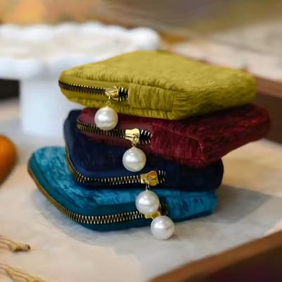Rese smyckesorganisatör Fodral Bärbar Klocka Örhänge Halsband Armband Armring Ring Förvaringsväska Sammet Dragkedja Smyckespåse med Fickor