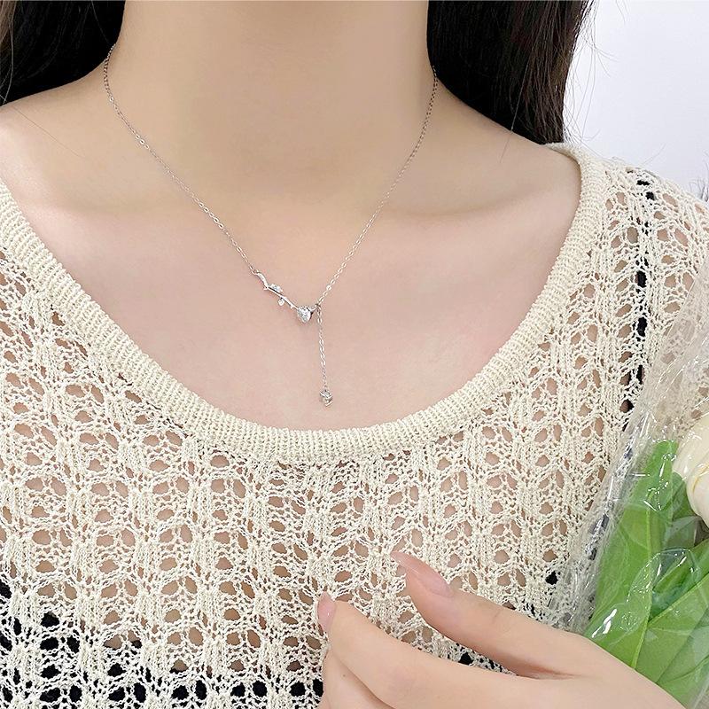 Tulip Tassel Necklace Is Exquisite, Luxurious, High-end, Delicate, Fairy Style Collarbone Chain, New Style
