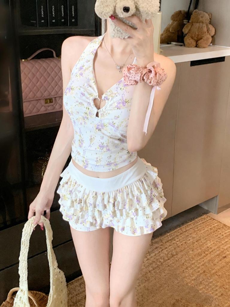 Floral Halter Neck Slimming Swimsuit: 2025 Two-Piece Skirt Style, Push-Up for Small Busts, Conservative Design, Pure Desire.