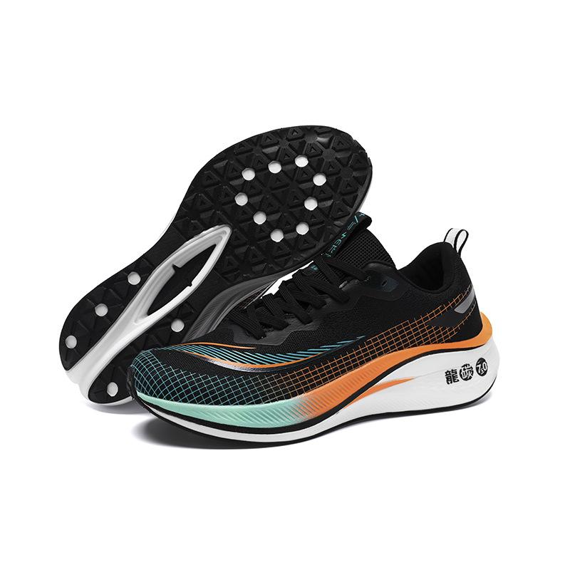 

Chitu 7pro carbon board running shoes men s year of the dragon limited racing new sports shoes shock-absorbing flying 3C running shoes couple 45 чорний