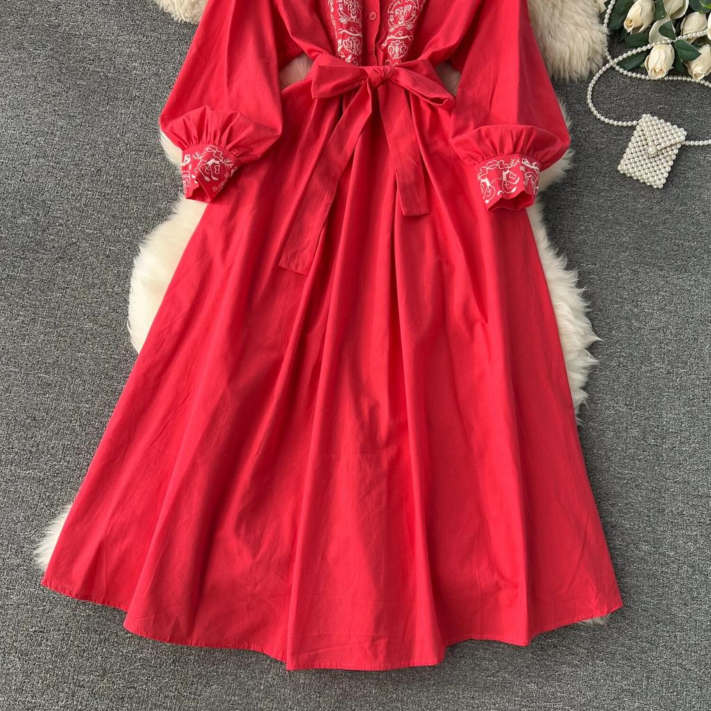 Obcisła sukienka z dekoltem w kształcie litery O, haftowany, bufiasty rękaw, guziki Vestidos, styl etniczny, wiosenne fałdy, sukienki w jednolitym kolorze, linia A