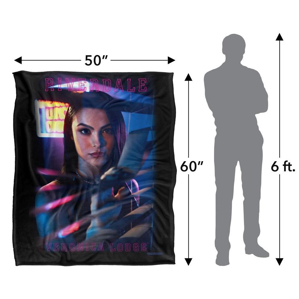 Riverdale Veronica Blanket