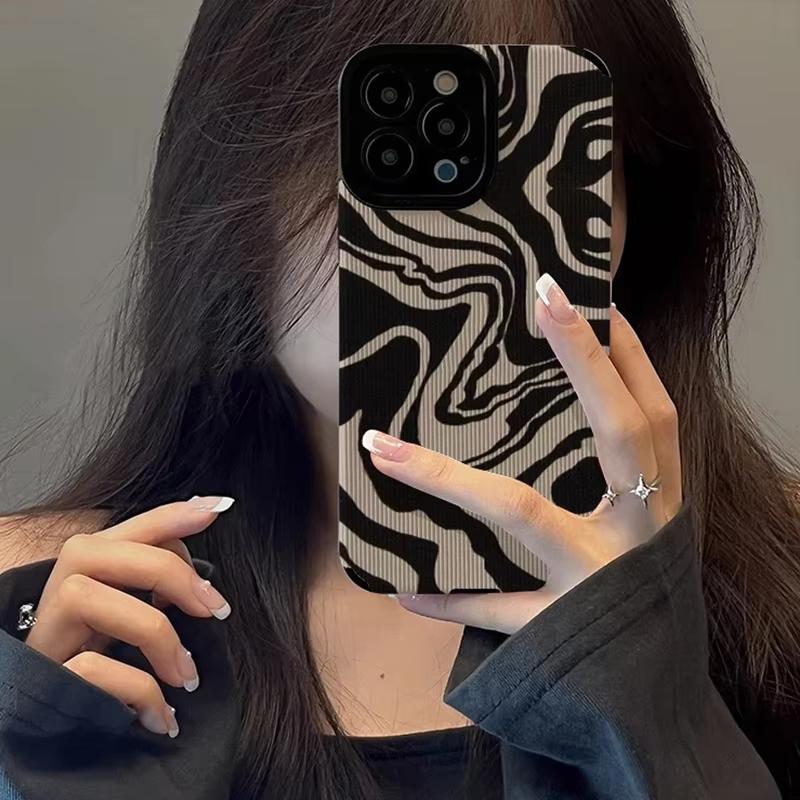 NEW Zebra Stripe Wrinkle Phone Case For iPhone 13 12 11 14 15 16 17 Pro Max Mini 16 Plus 17 Air Silicone Shockproof Full Cover