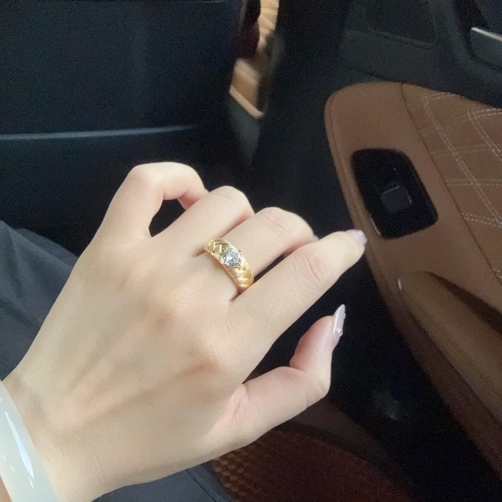 

Italian Medieval Brushed Light Luxury Vintage Brushed Craft Forged Wheat Ear Braided Diamond Ring Opening adjustable