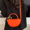 Popular fashion niche handbag simple 2025 new high-end messenger bag women's saddle bag